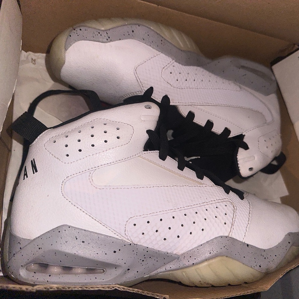 JORDAN LIFT OFF SIZE 9